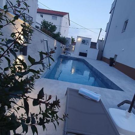 Apartment Villa Rina- Heated Salt Water Pool Kastela Ngoại thất bức ảnh