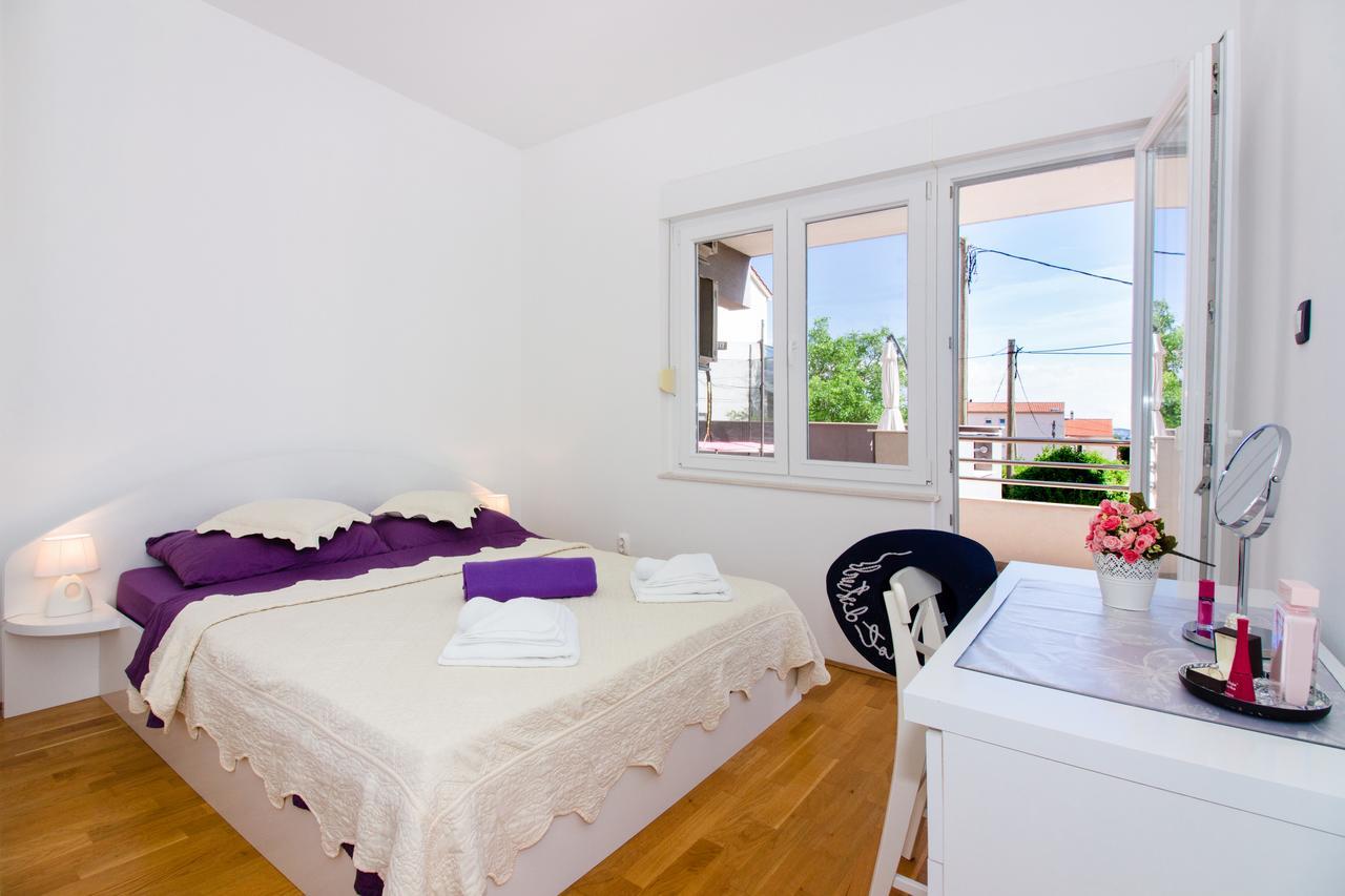 Apartment Villa Rina- Heated Salt Water Pool Kastela Ngoại thất bức ảnh