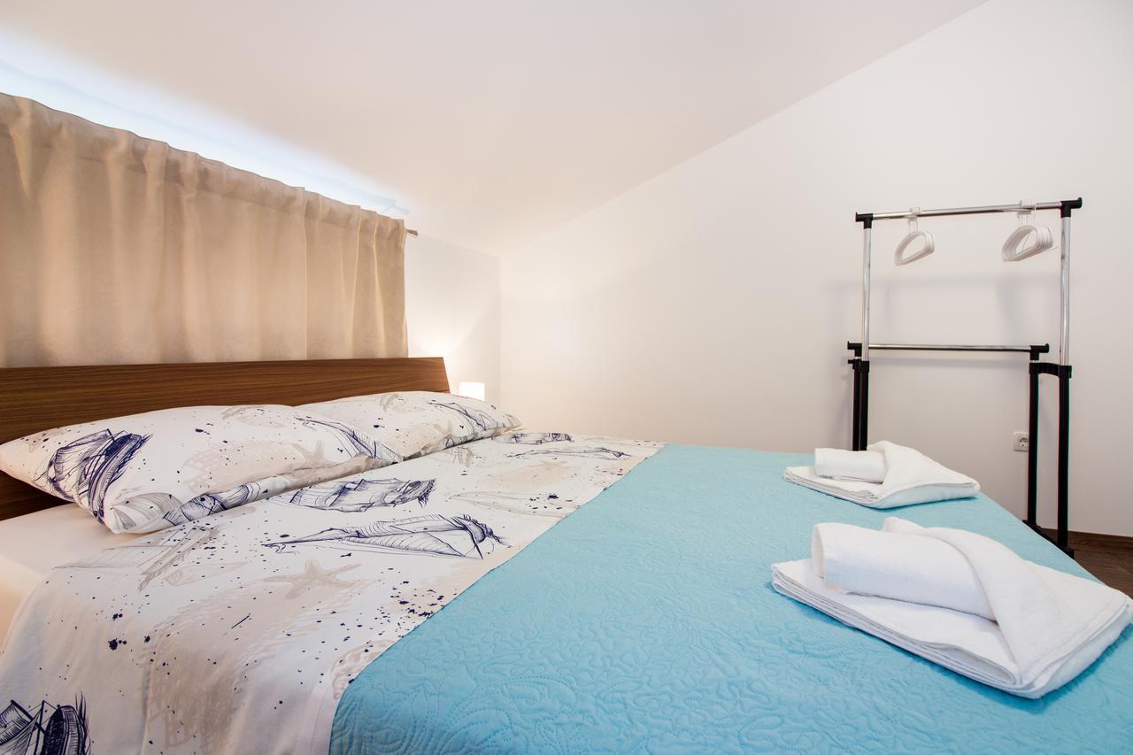 Apartment Villa Rina- Heated Salt Water Pool Kastela Ngoại thất bức ảnh