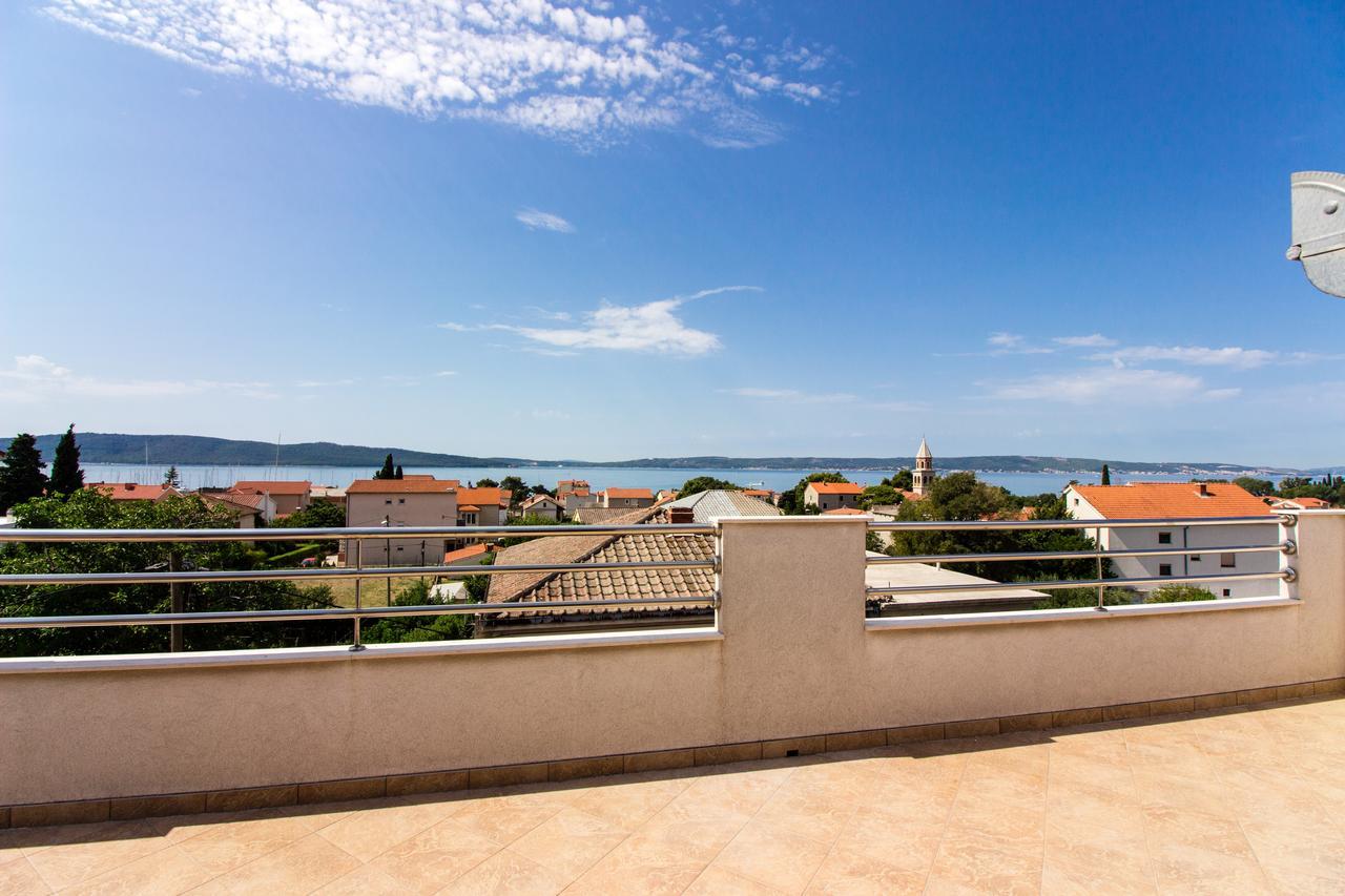 Apartment Villa Rina- Heated Salt Water Pool Kastela Ngoại thất bức ảnh